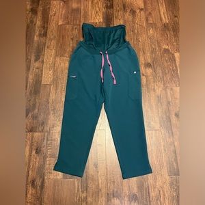 Figs Technical Collection Maternity Scrubs Pants Size XL Color Green
